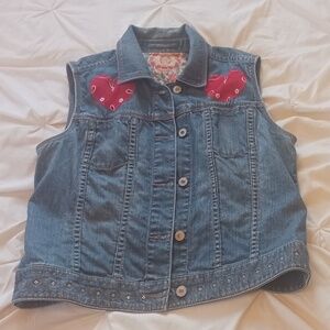 Blue jean vest w/added "Patriotic" themed stars, moon, hearts Women's Med